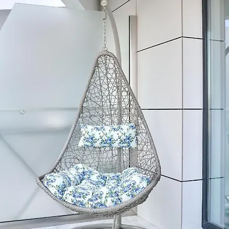 Jad In Infinity - Parking Mamaia