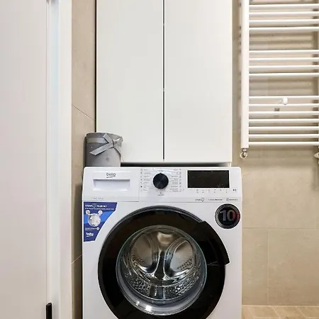 Jad In Infinity - Parking Lejlighed Mamaia