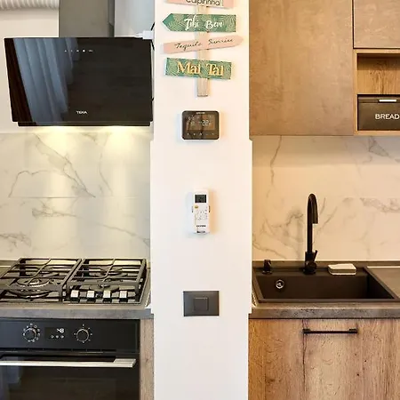 Jad In Infinity - Parking * Mamaia